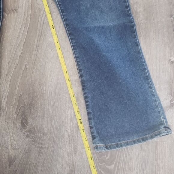 Calvin Klein Jeans Midrise Bootcut Jeans Dark Vintage Medium Wash Size 14 - Picture 10 of 11